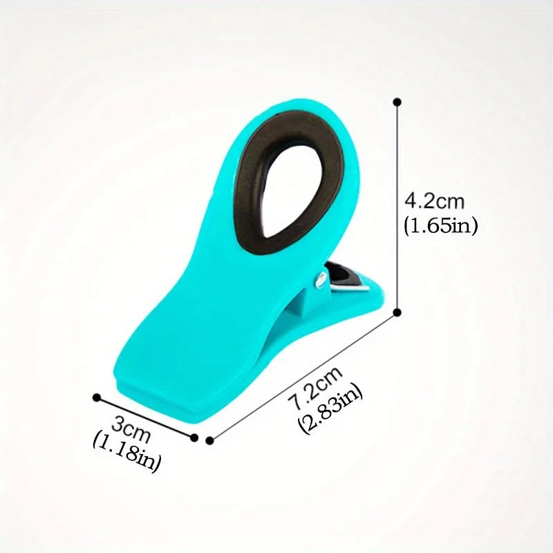 Clip With Magnet